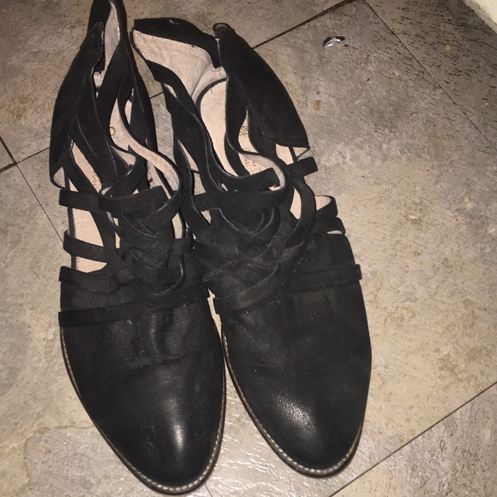 Seychelles size 9.5 black new